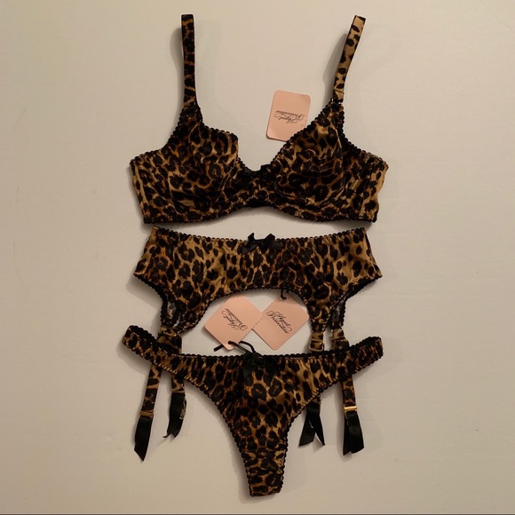 Agent Provocateur Other - Agent Provocateur Bessie Leopard set satin new